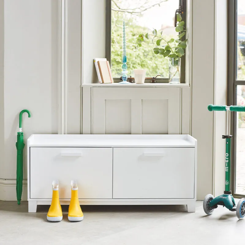 White storage bench with two drawers