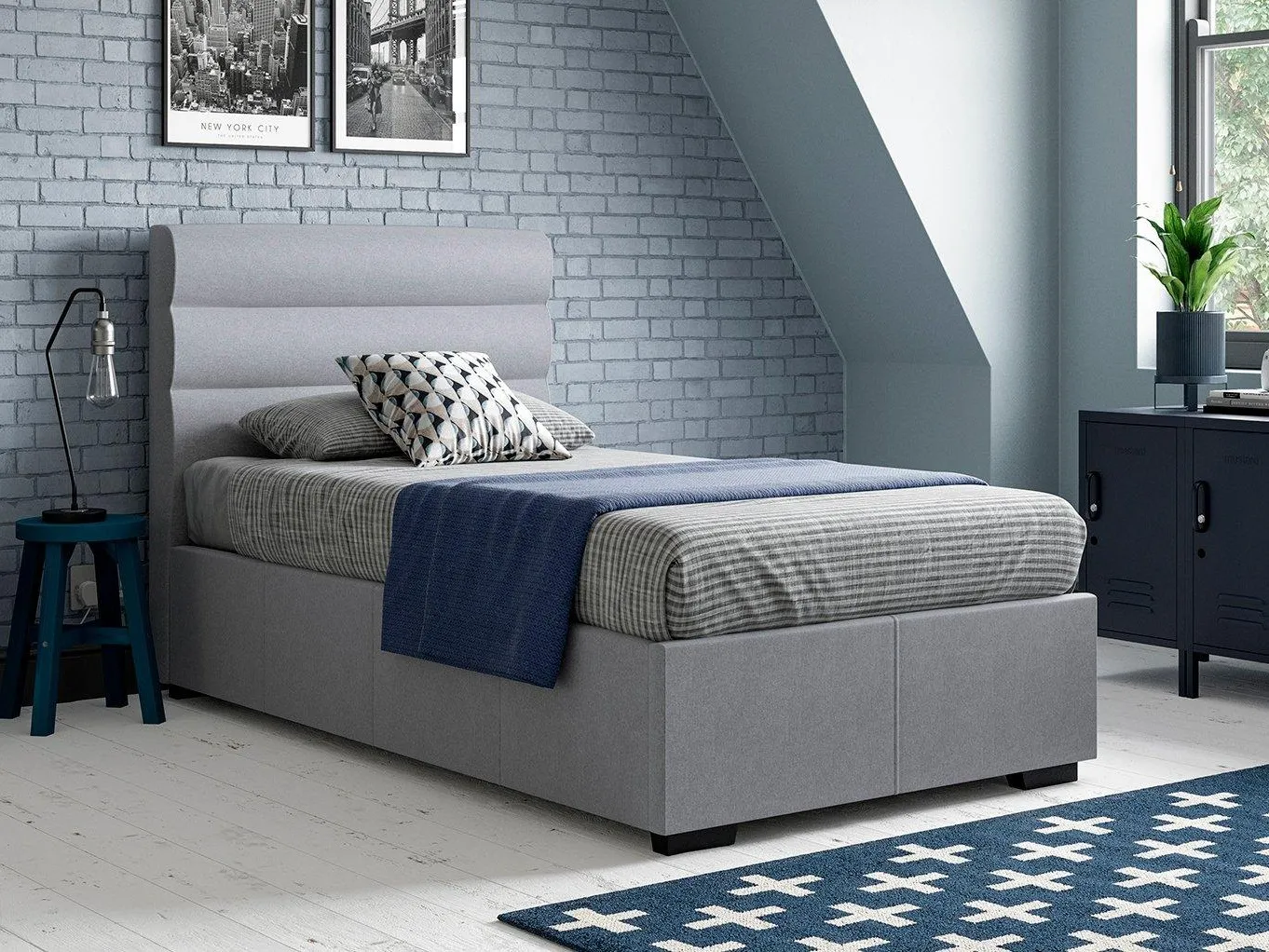 Kid's ottoman bed