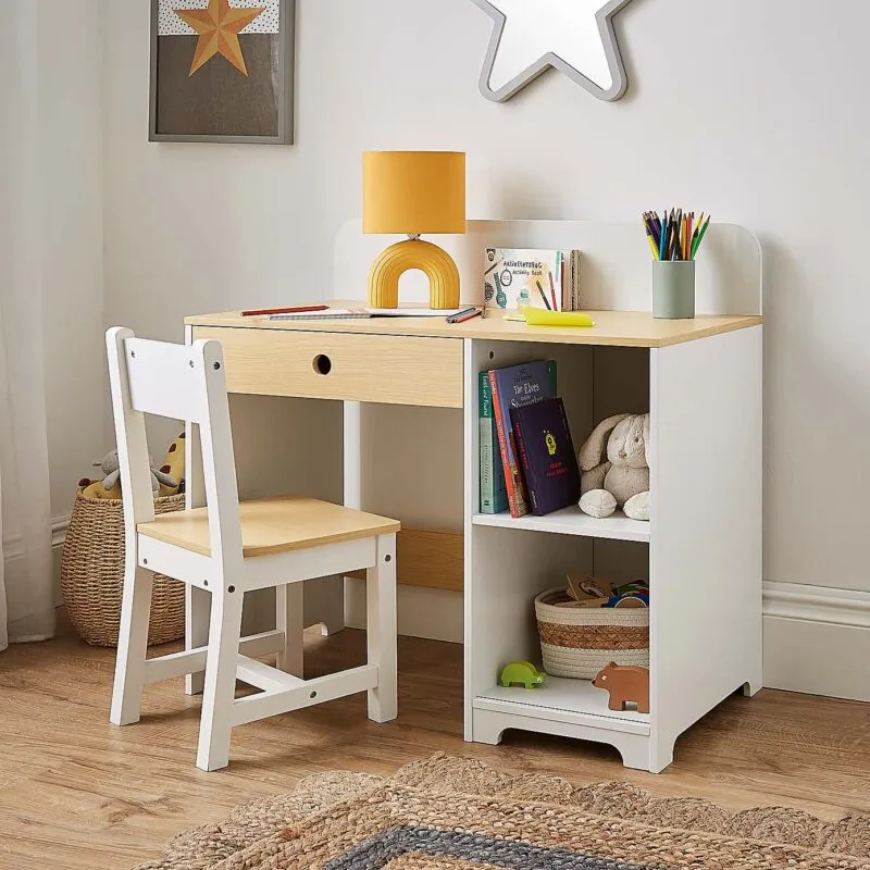Kid’s white/natural desk and chair set